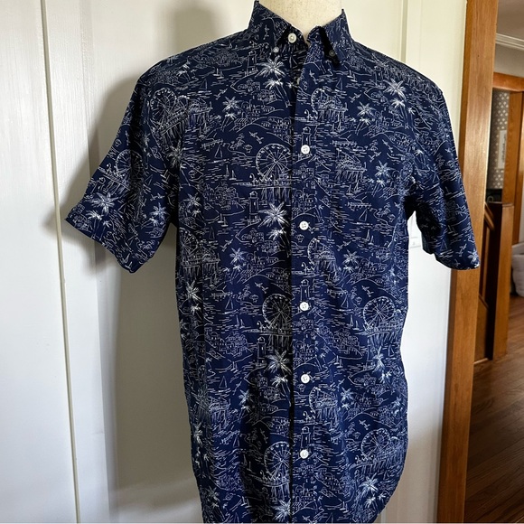 Old Navy Blue Patterned Men's Shirt, Large, EUC - Picture 1 of 7